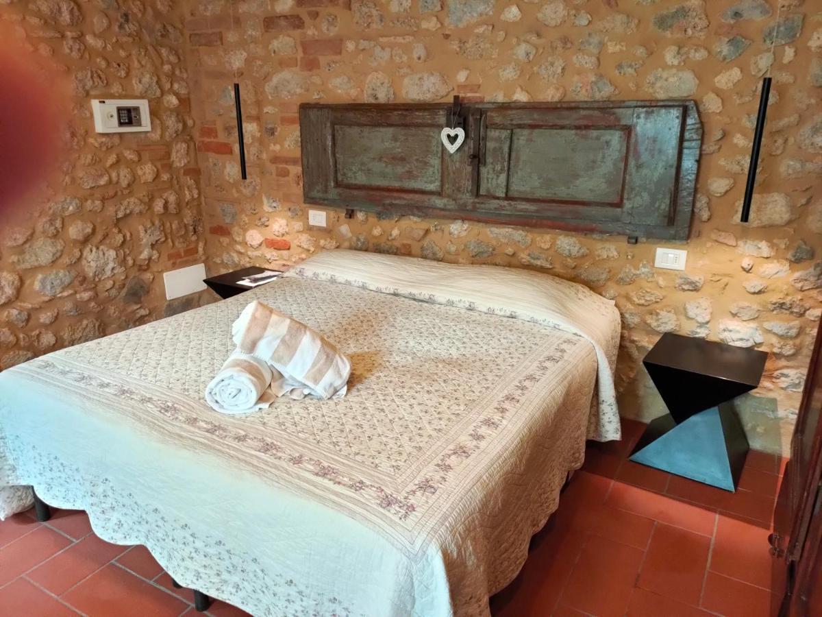 Agriturismo Casanova Di Pescille San Gimignano Exterior foto