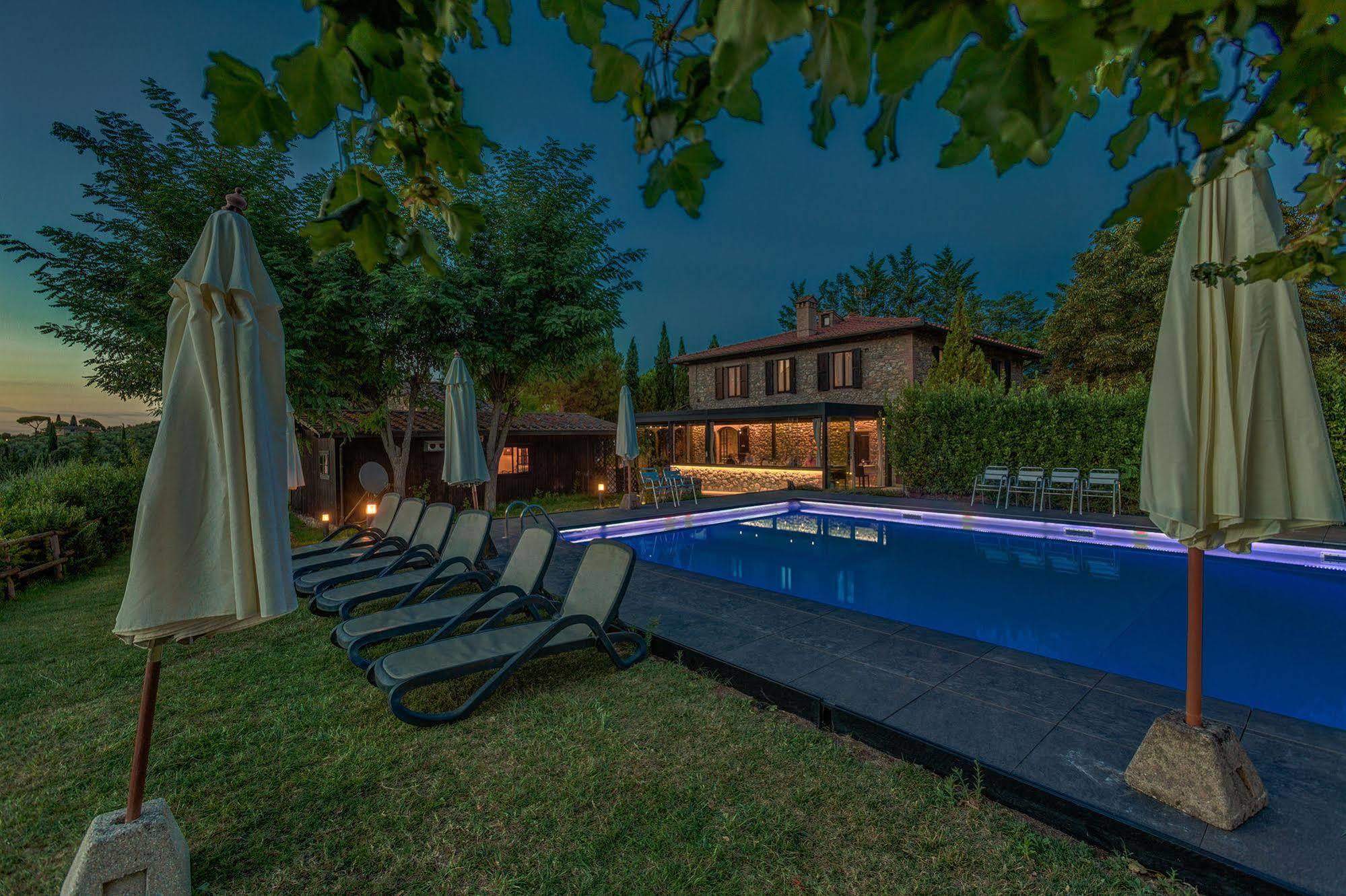 Agriturismo Casanova Di Pescille San Gimignano Exterior foto