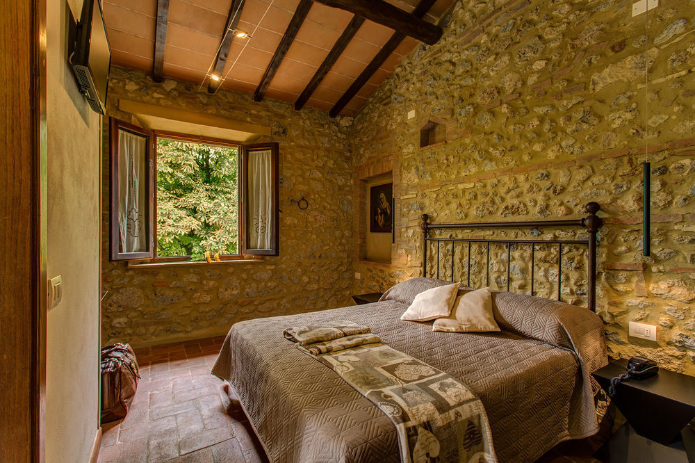 Agriturismo Casanova Di Pescille San Gimignano Exterior foto